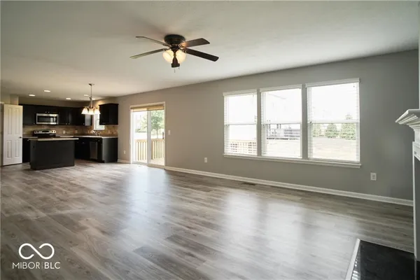$2,900 | 13912 Luxor Chase, Fishers, IN 46038