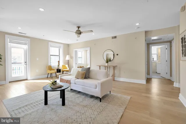 $799,900 | 1419 Clifton Street Northwest, Unit 301, Washington, DC 20009