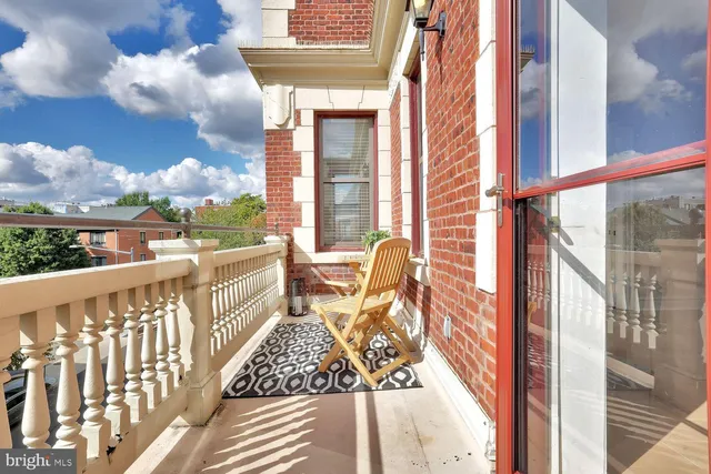 $799,900 | 1419 Clifton Street Northwest, Unit 301, Washington, DC 20009