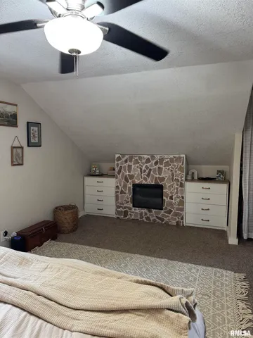 $325,000 | 16379 Sand Road, Fulton, IL 61252