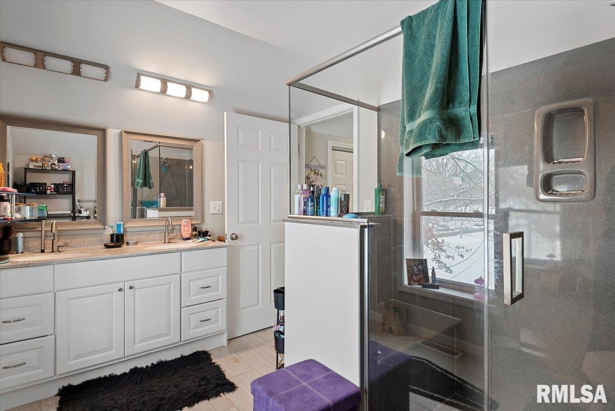 908 North Walnut Street Springfield, IL 62702 - Photo 20 of 29