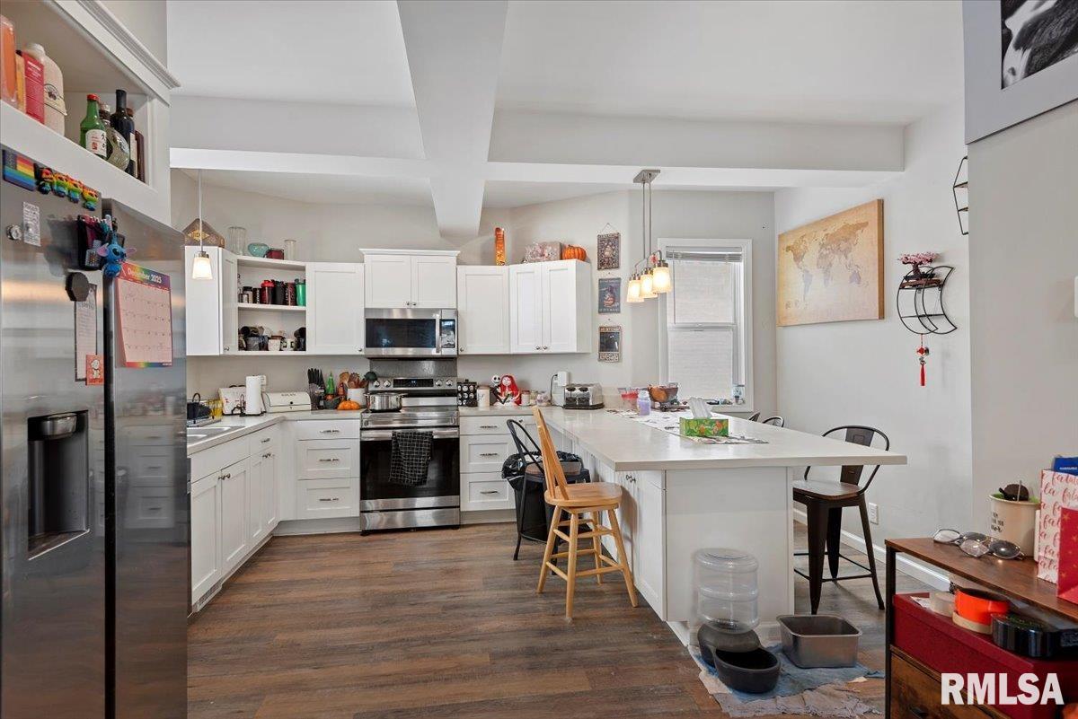 908 North Walnut Street Springfield, IL 62702 - Photo 5 of 29