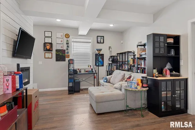 $140,000 | 908 North Walnut Street, Springfield, IL 62702