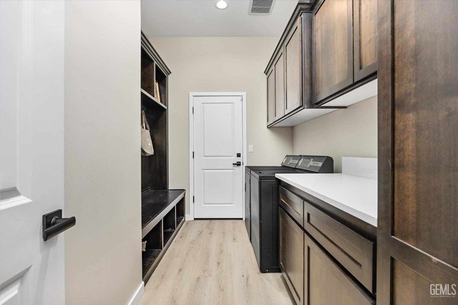 Undisclosed Address Bakersfield, CA 93314 - Photo 31 of 35 Gallery Image 31