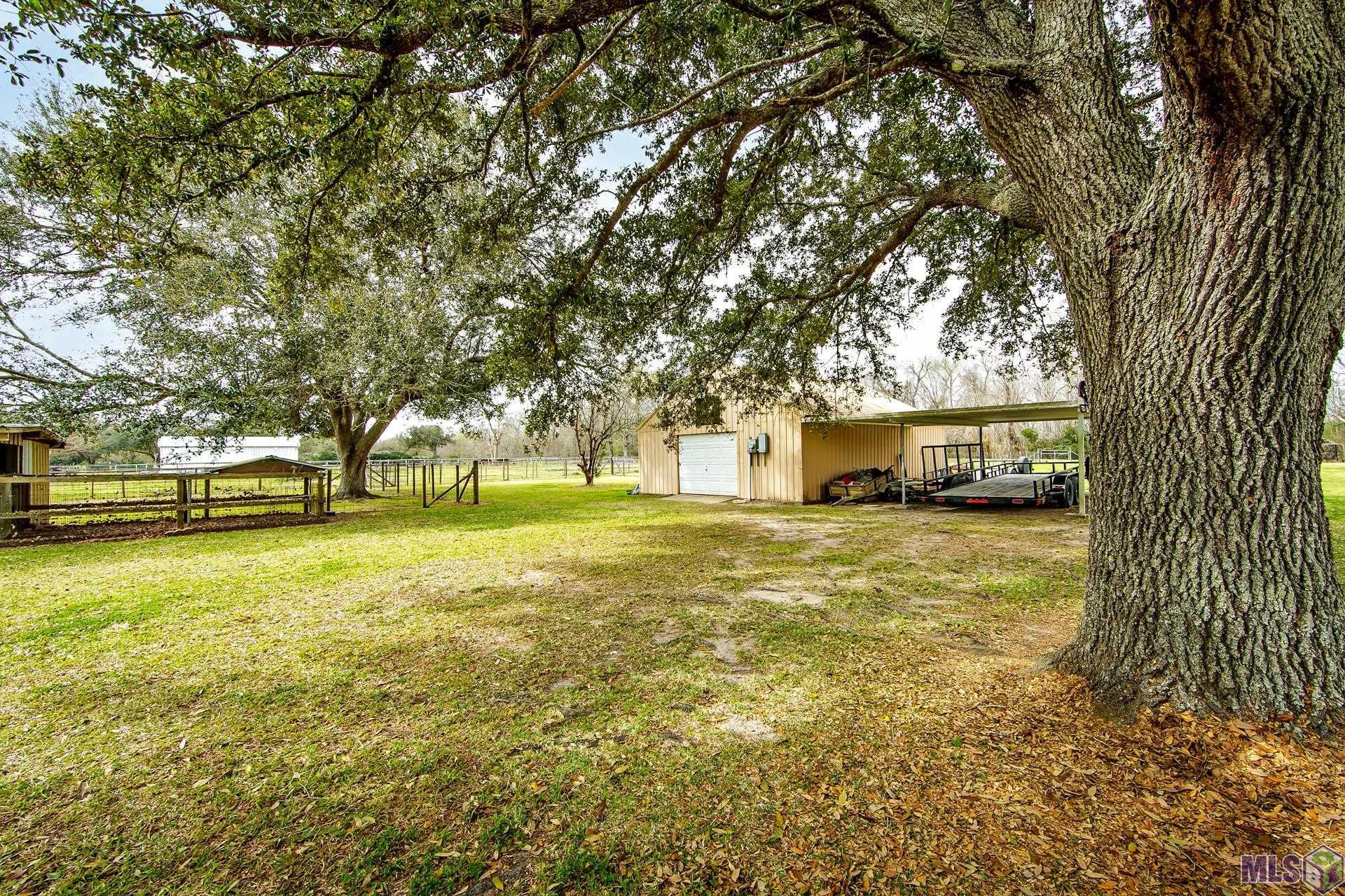 1022 Bayou Blue Bypass Road Thibodaux, LA 70301 - Photo 3 of 10