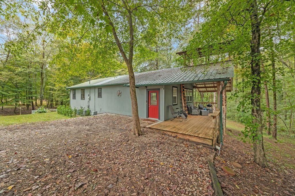 2543 South Bunker Hill Road Sparta, TN 38583 - Photo 2 of 25