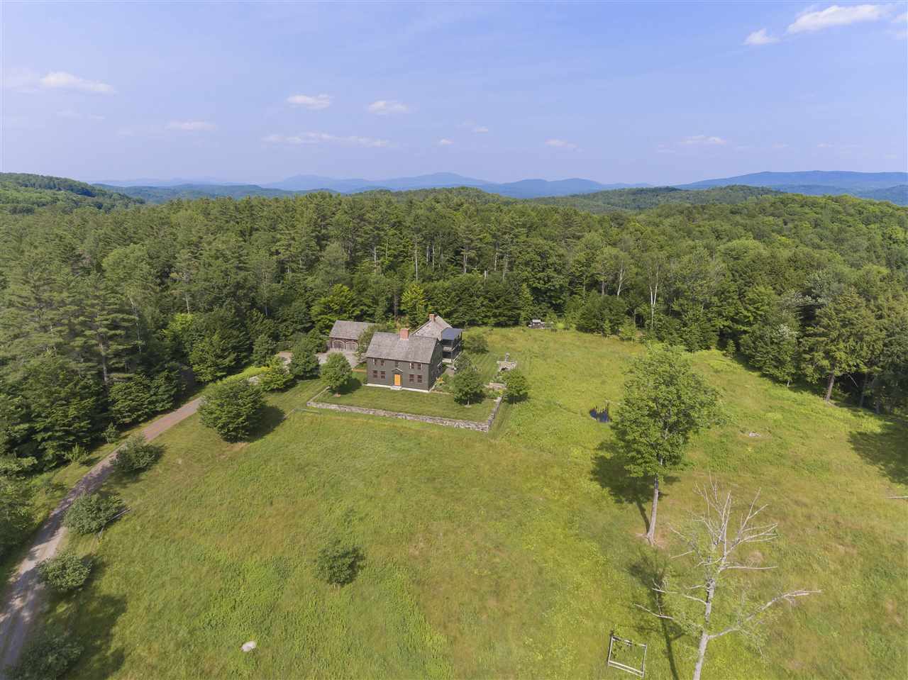 694 Goodrich Four Corners Road Norwich, VT 05055 - Photo 3 of 31
