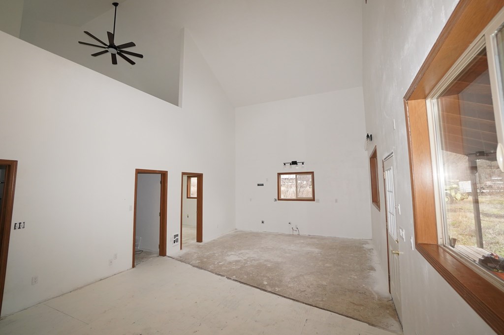 516 Rhoades Lane White Bird, ID 83554 - Photo 3 of 15