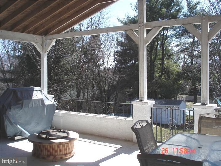 50 Starling Road Southampton, PA 18966 - Photo 11 of 25 Porch