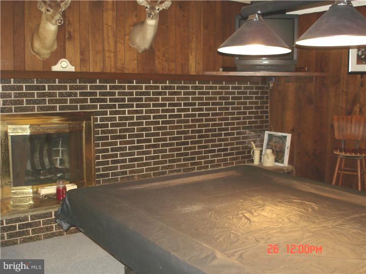 50 Starling Road Southampton, PA 18966 - Photo 13 of 25 Family Room