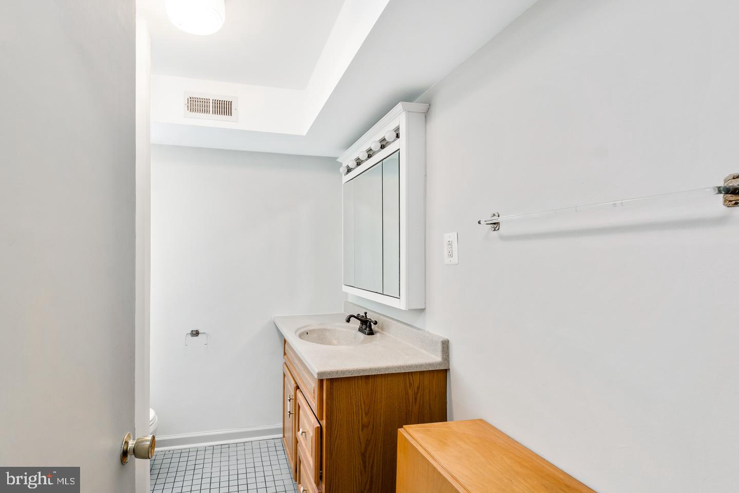 736 Manning Street Philadelphia, PA 19106 - Photo 13 of 22