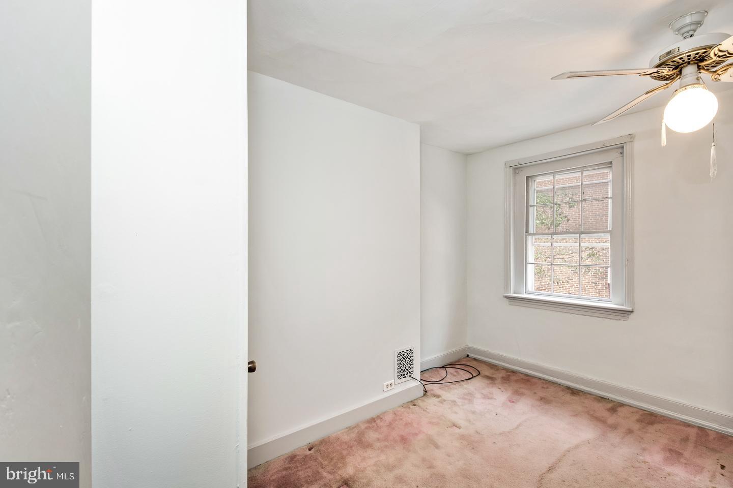 736 Manning Street Philadelphia, PA 19106 - Photo 14 of 22