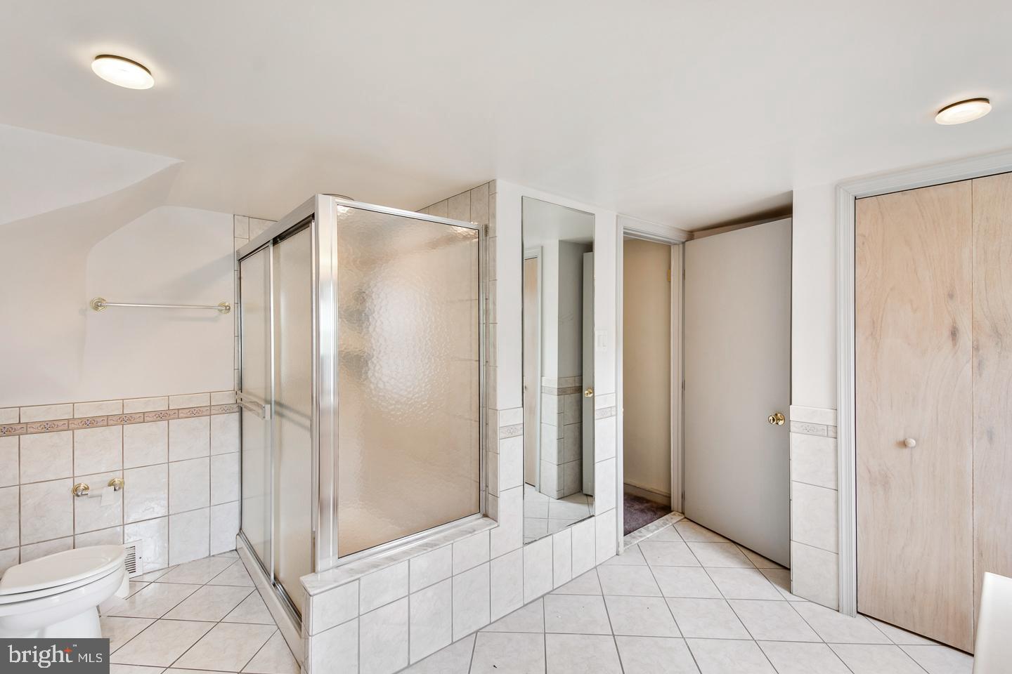 736 Manning Street Philadelphia, PA 19106 - Photo 18 of 22