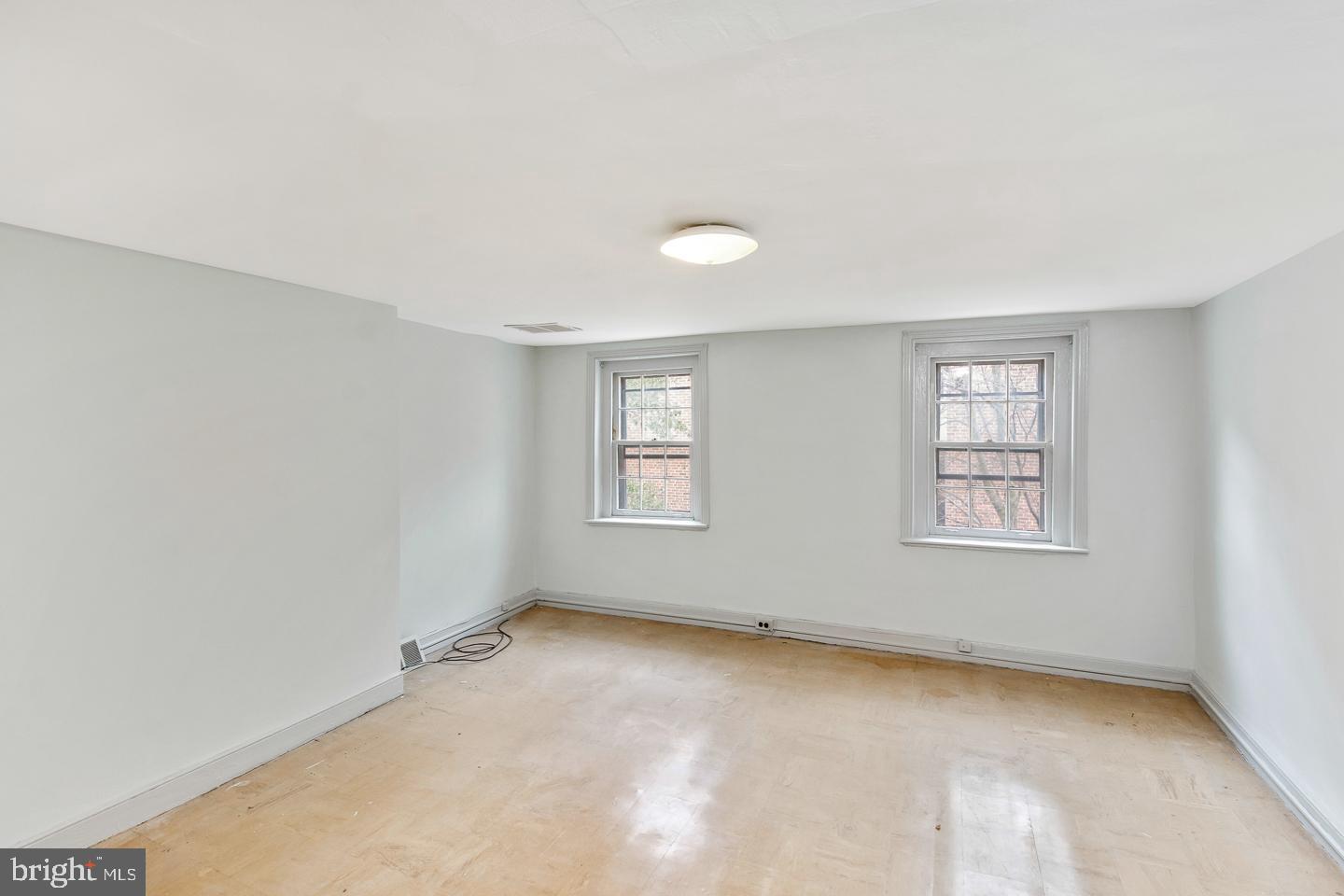 736 Manning Street Philadelphia, PA 19106 - Photo 19 of 22