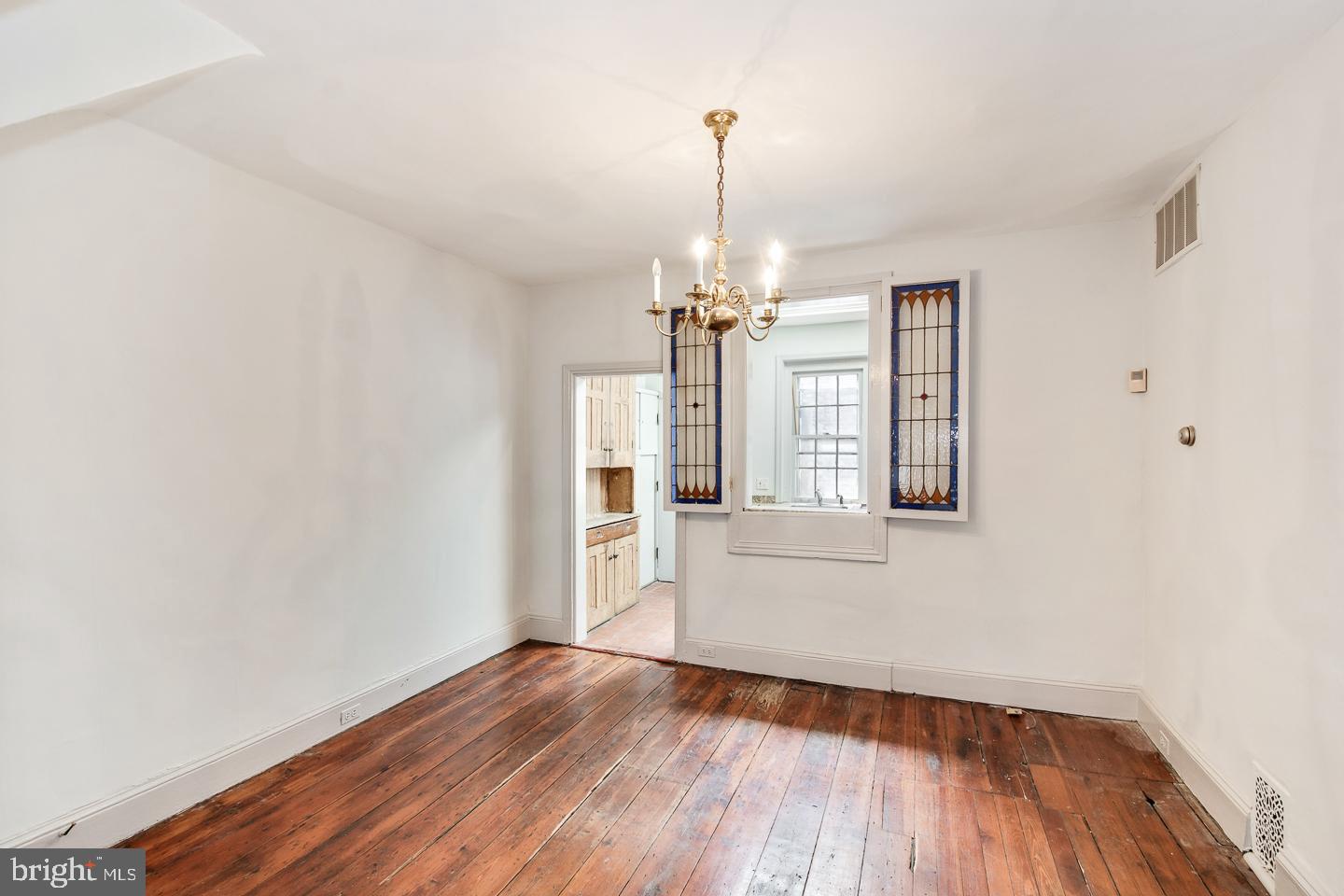 736 Manning Street Philadelphia, PA 19106 - Photo 7 of 22