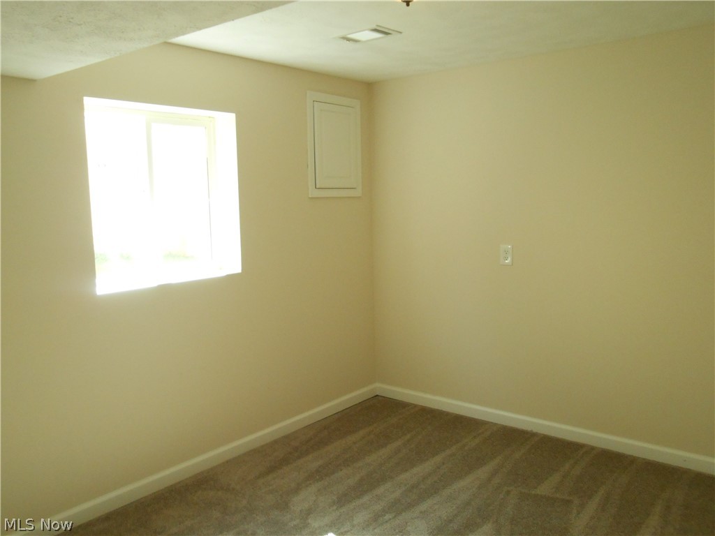 1700 Falkirk Road Madison, OH 44057 - Photo 15 of 22