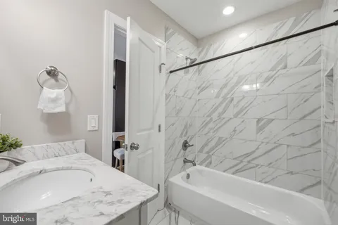 $324,900 | 1714 West Virginia Avenue Northeast, Unit 3, Washington, DC 20002