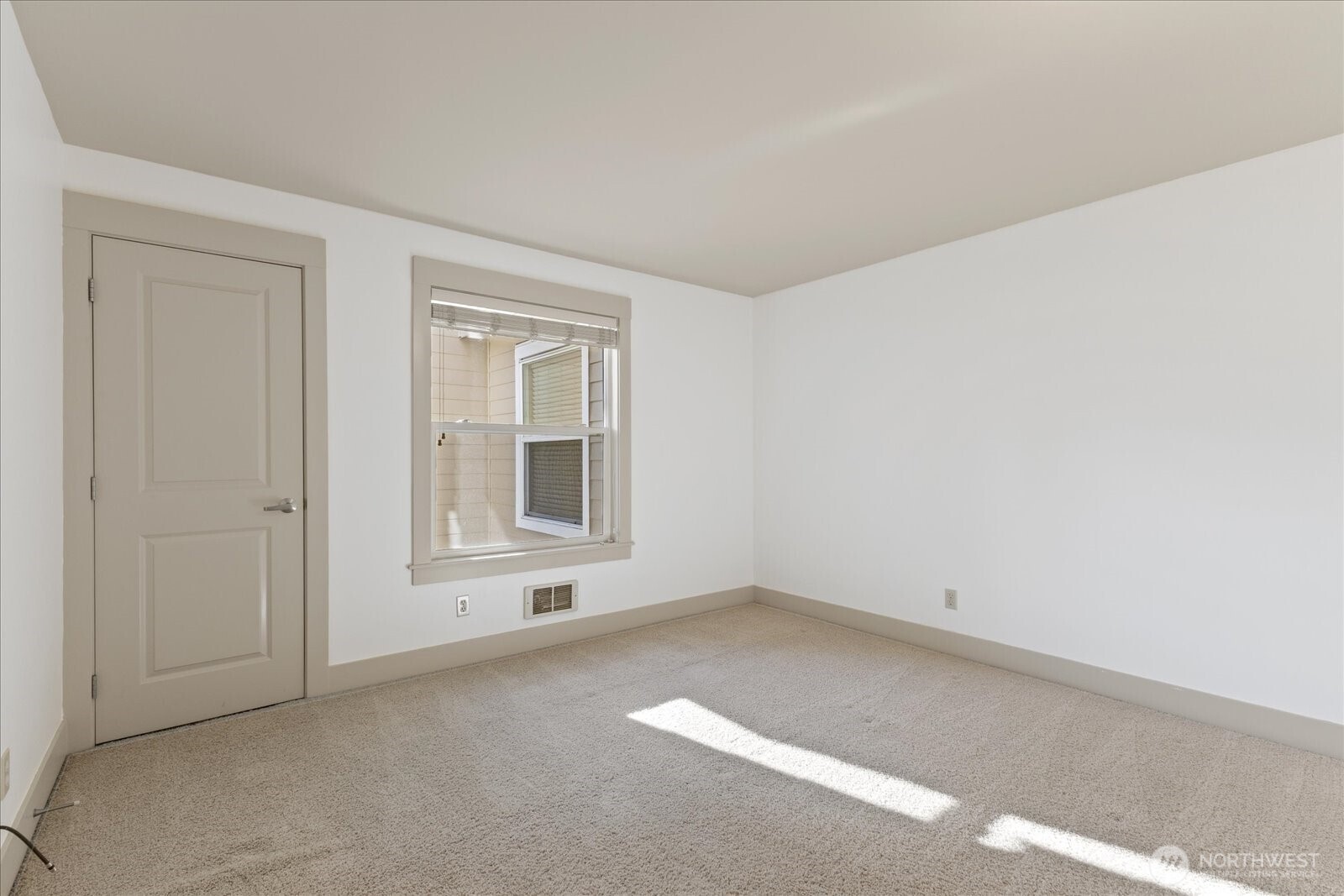 23015 Edmonds Way, Unit A307 Edmonds, WA 98020 - Photo 11 of 27