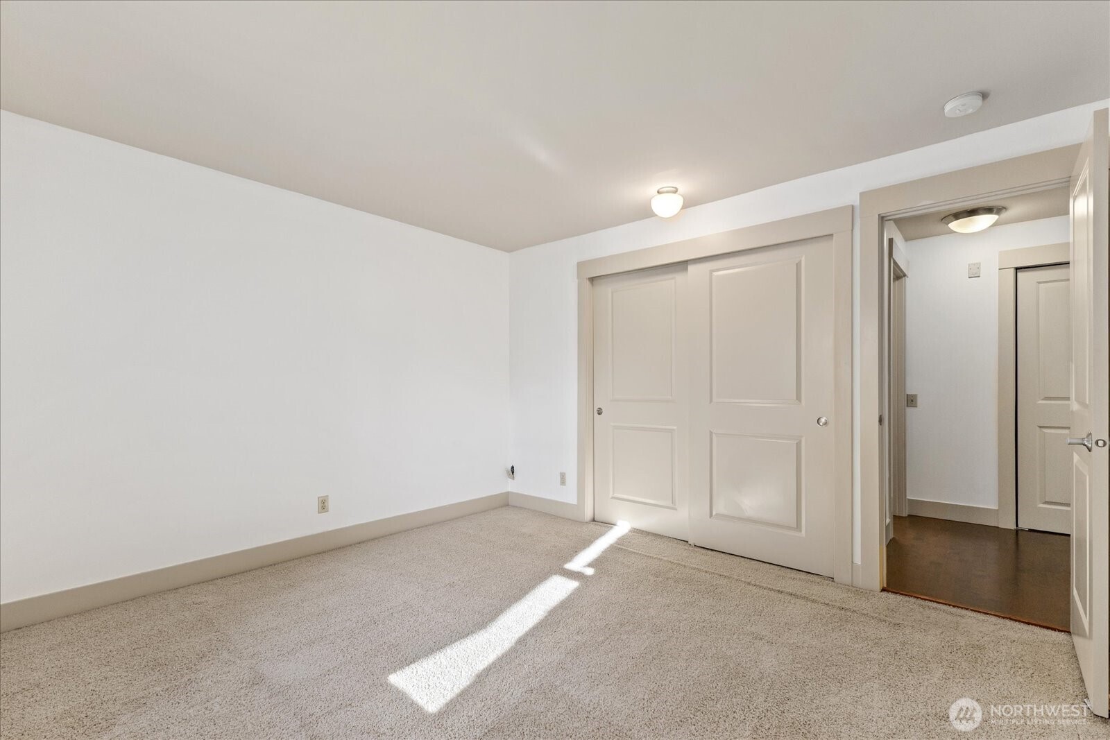 23015 Edmonds Way, Unit A307 Edmonds, WA 98020 - Photo 13 of 27