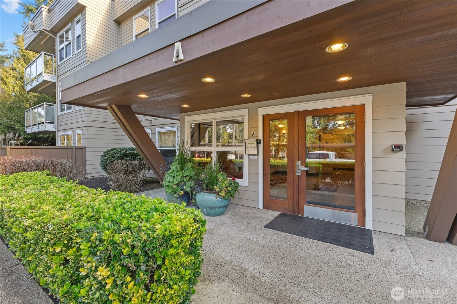 23015 Edmonds Way, Unit A307 Edmonds, WA 98020 - Photo 18 of 27