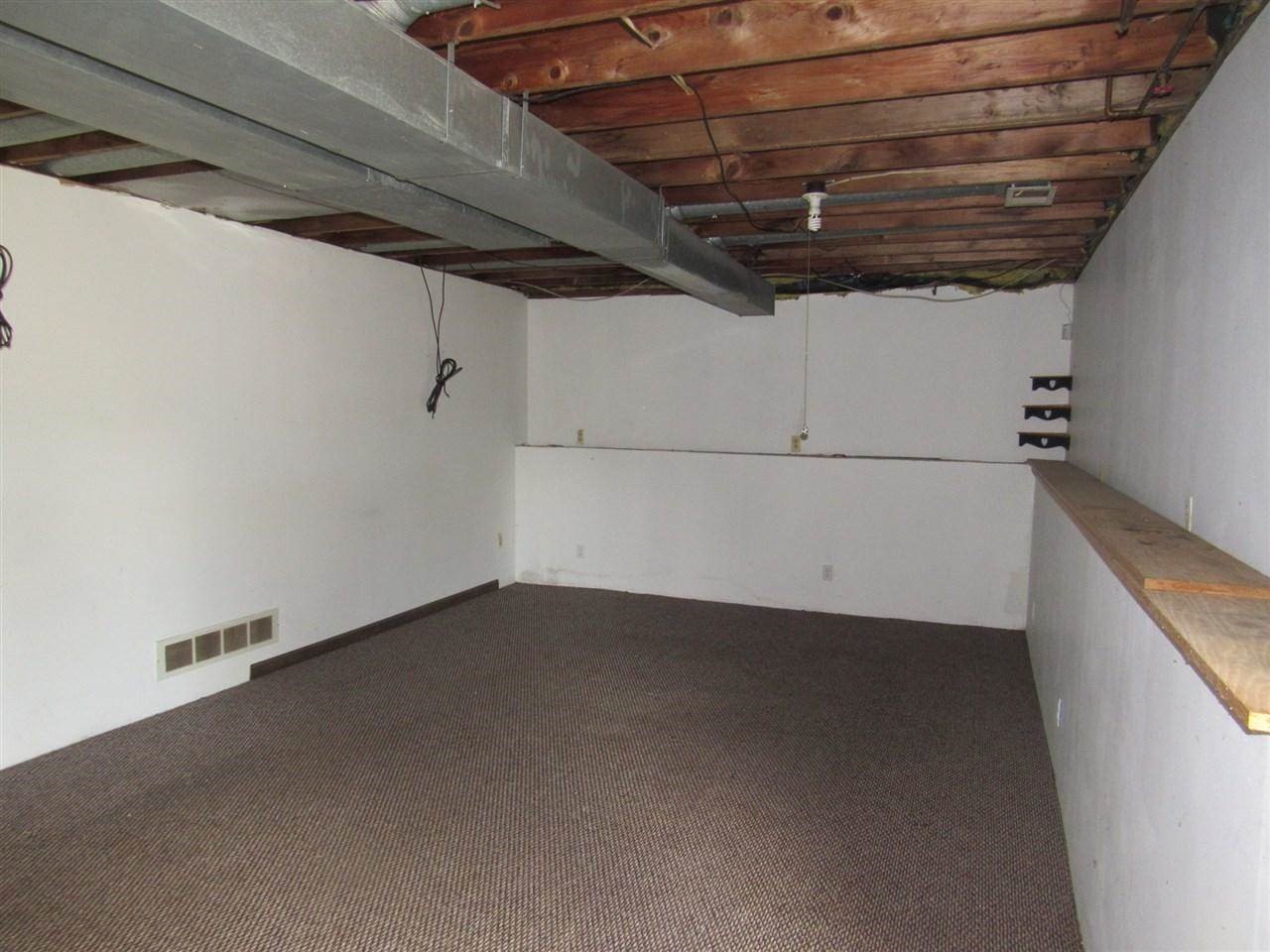 1060 Baker Road Fenton, MI 48430 - Photo 11 of 15 Gallery Image 11
