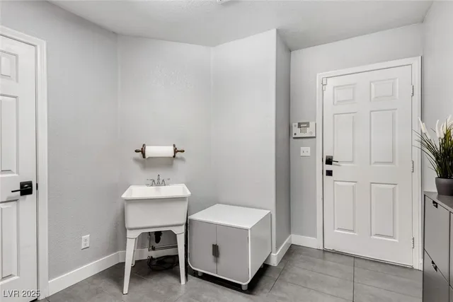 $600,000 | 1915 Coralino Drive, Henderson, NV 89074