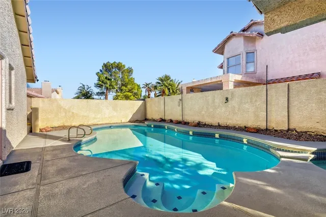 $600,000 | 1915 Coralino Drive, Henderson, NV 89074