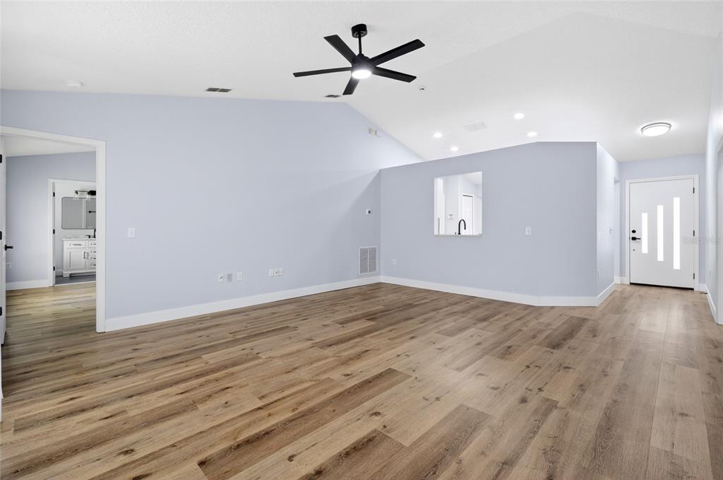 1645 East Spring Ridge Circle Winter Garden, FL 34787 - Photo 7 of 42
