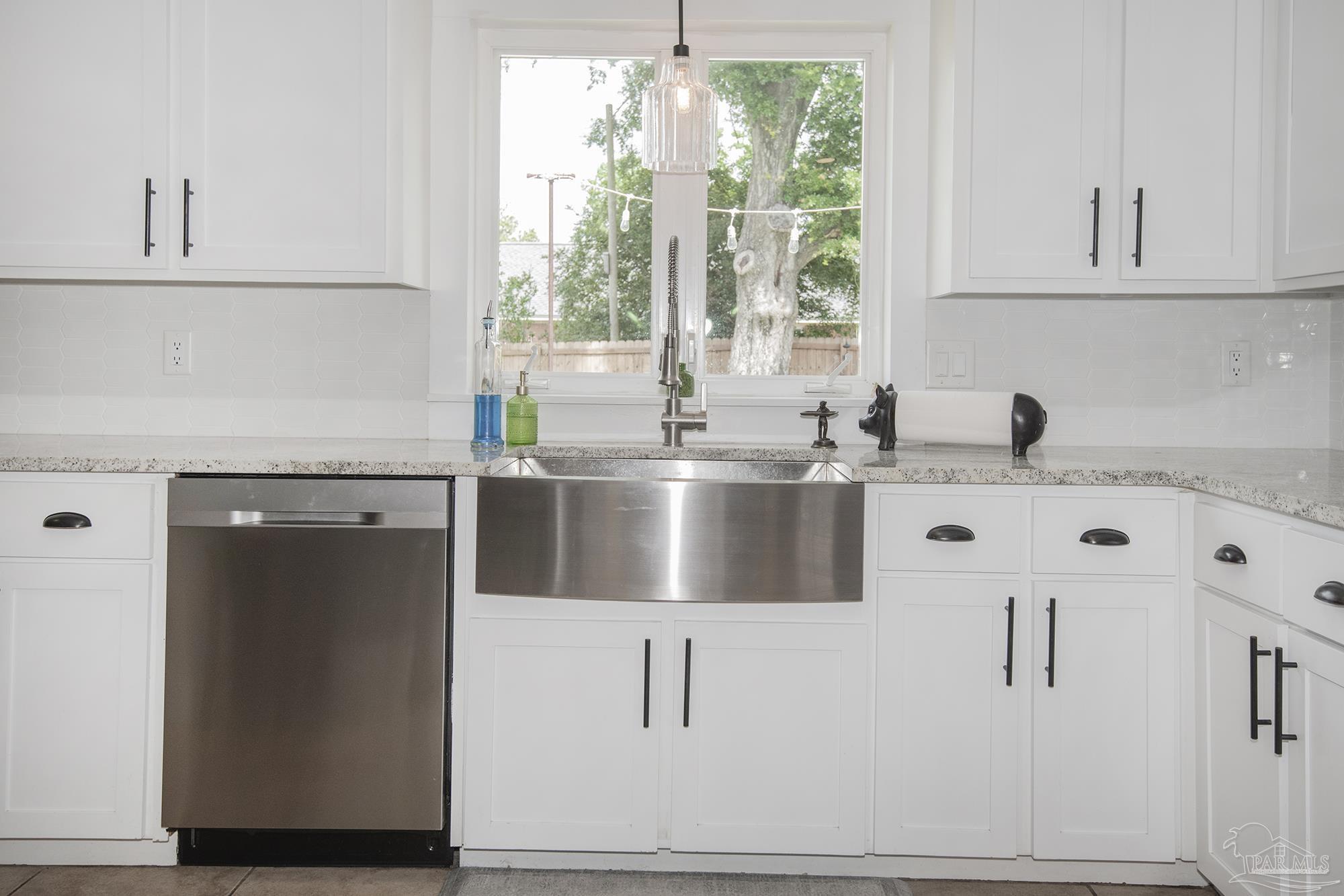 3565 Hopestill Road Pensacola, FL 32503 - Photo 12 of 48 Gallery Image 12