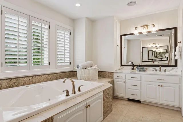 $1,850,000 | 17558 George Moran Drive, Eden Prairie, MN 55347