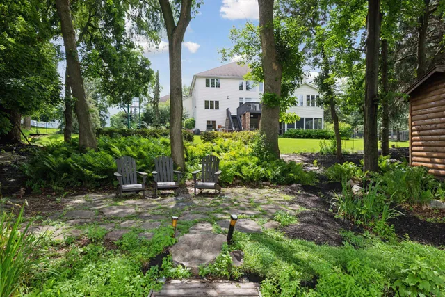 $1,850,000 | 17558 George Moran Drive, Eden Prairie, MN 55347