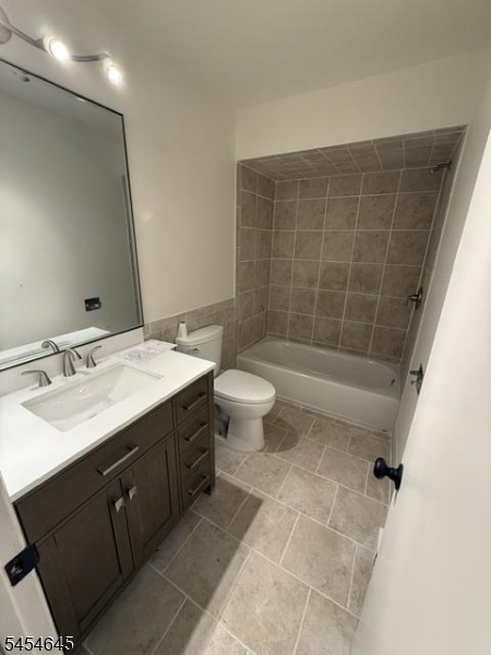 118 Main Street, Unit 2 Butler, NJ 07405 - Photo 8 of 13 Gallery Image 8