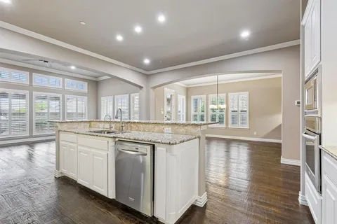 $1,097,000 | 2220 Trophy Club Drive, Trophy Club, TX 76262