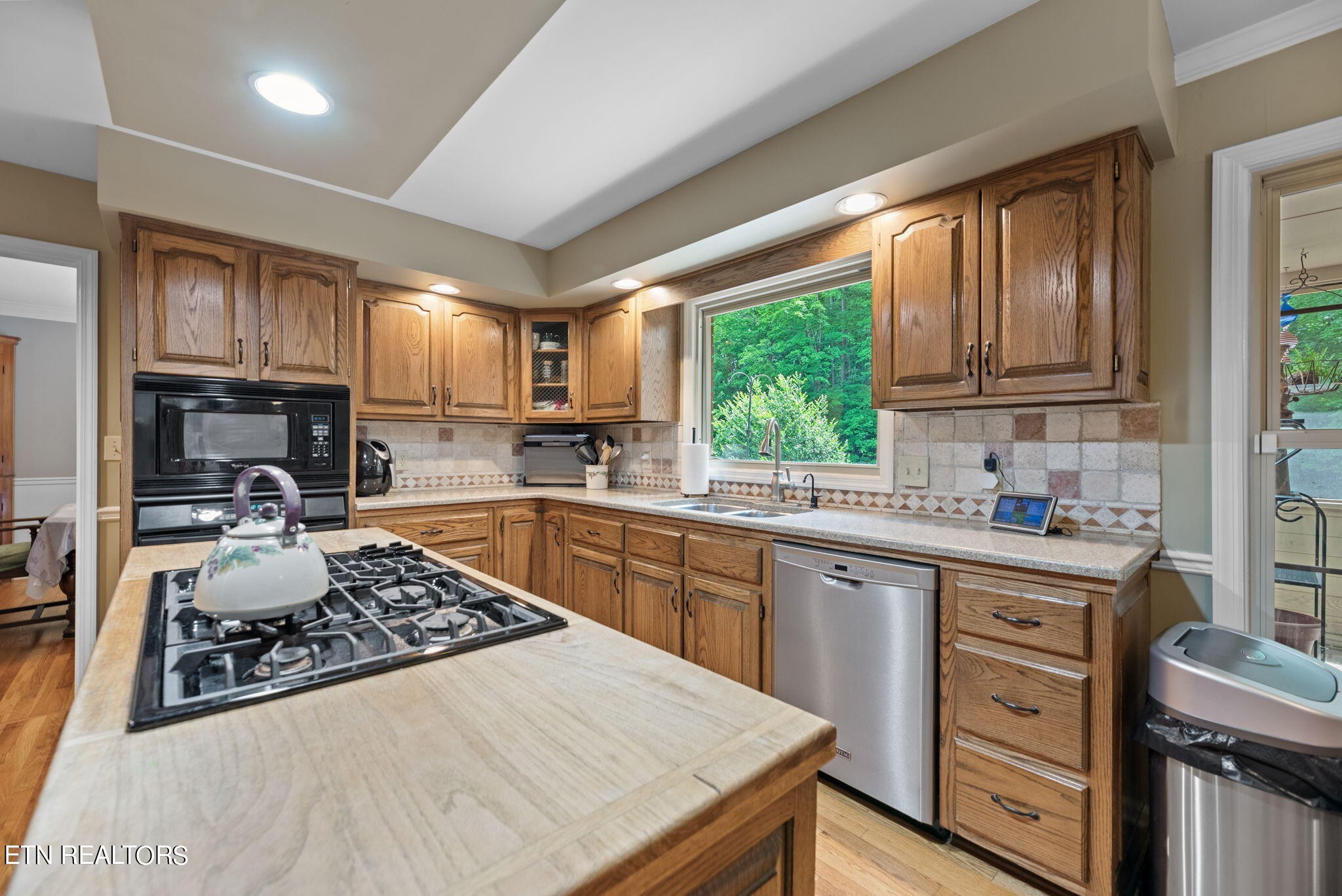107 Crestview Lane Oak Ridge, TN 37830 - Photo 13 of 56