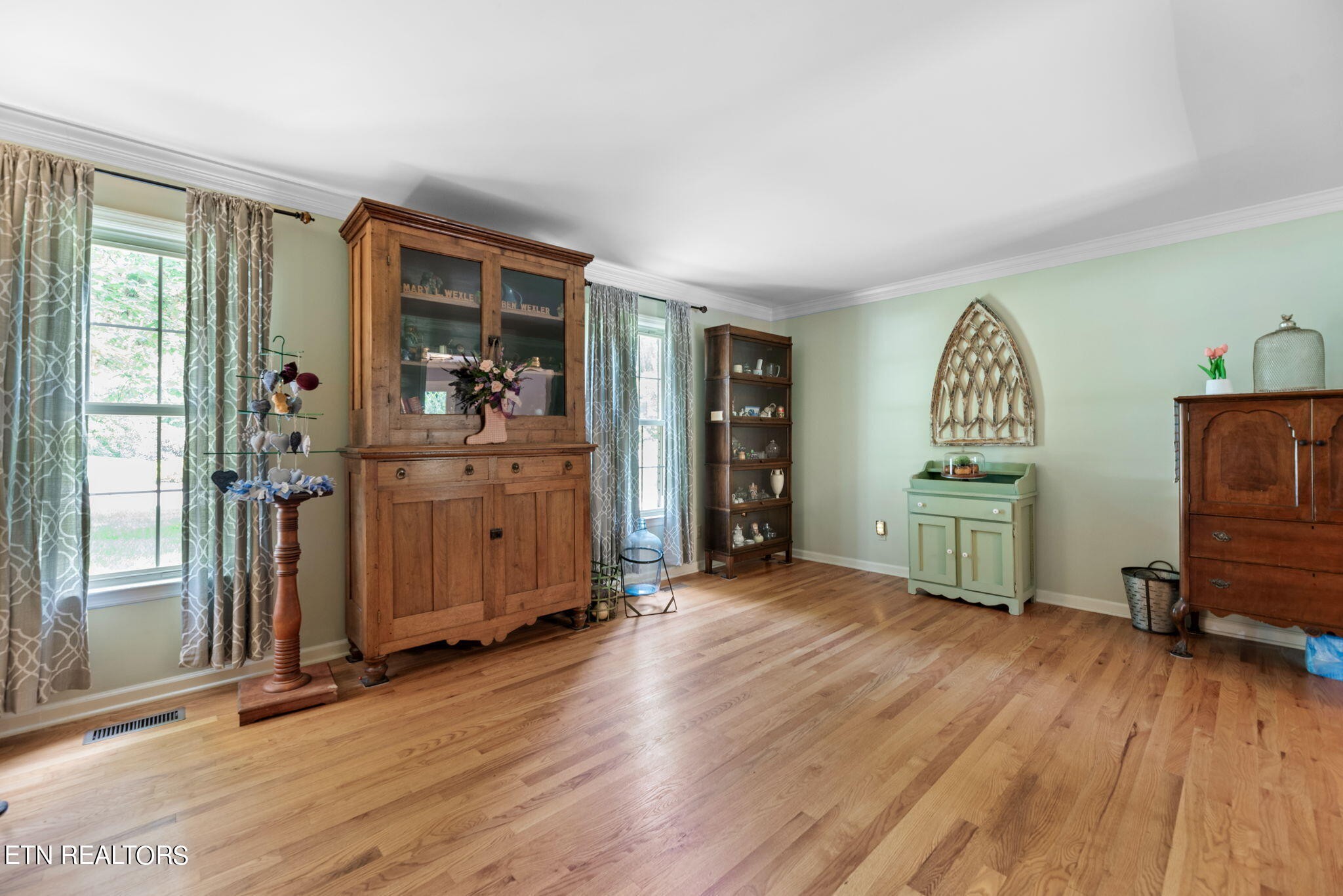 107 Crestview Lane Oak Ridge, TN 37830 - Photo 7 of 56