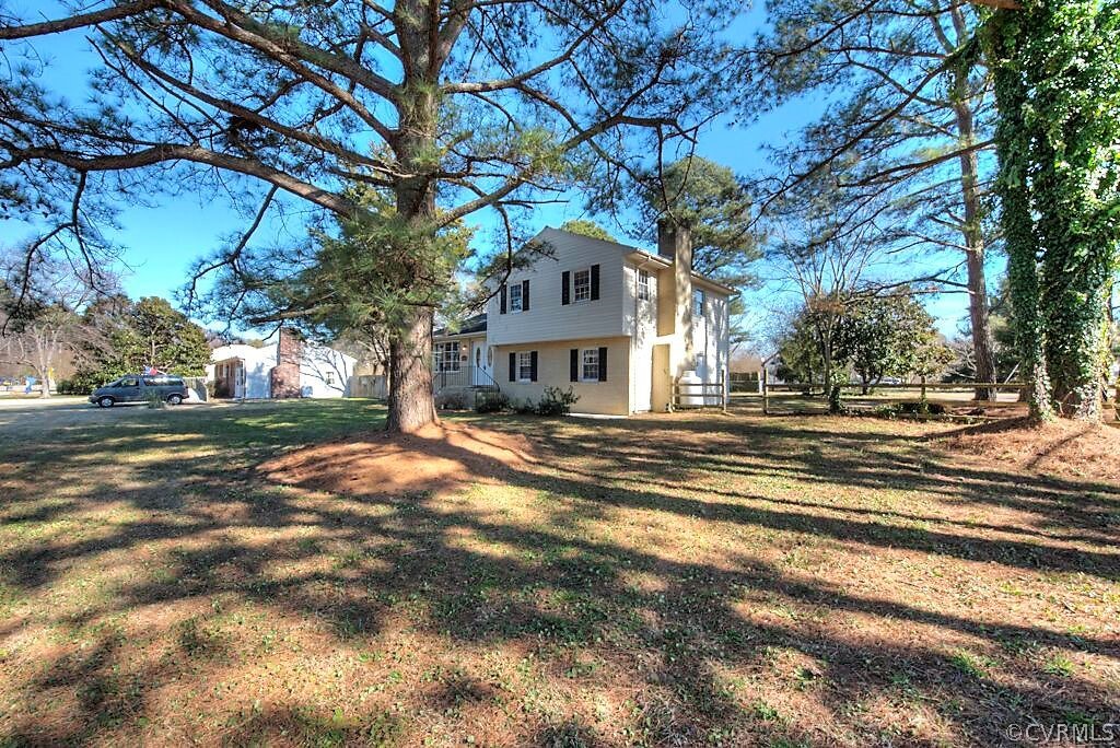 11009 Walton Lake Road Disputanta, VA 23842 - Photo 4 of 26 Gallery Image 4