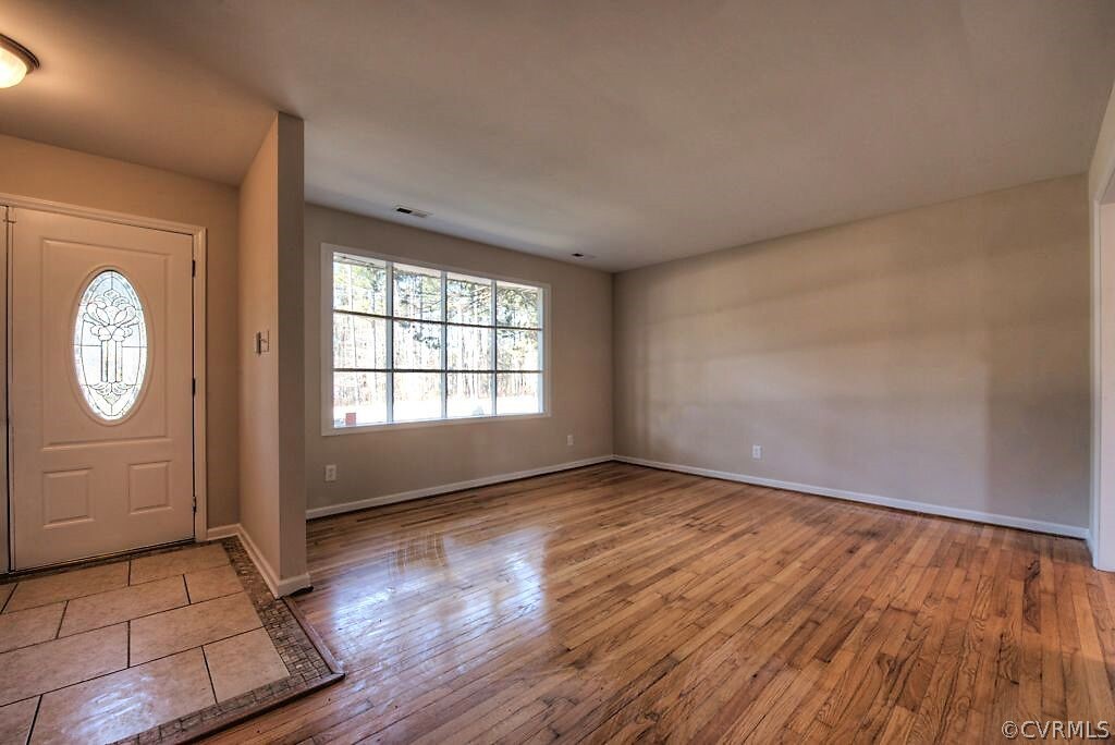 11009 Walton Lake Road Disputanta, VA 23842 - Photo 6 of 26 Gallery Image 6