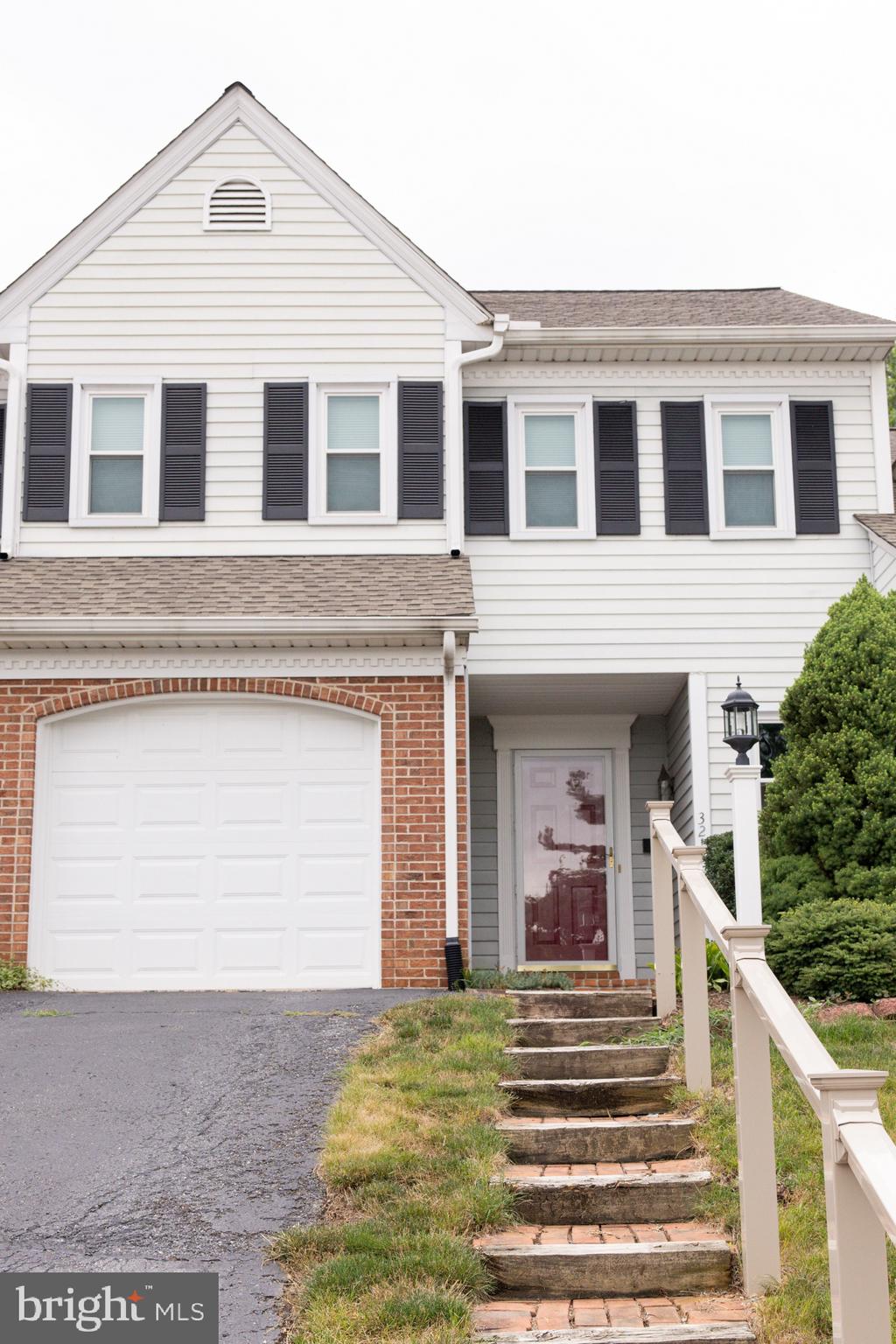 3213 Pinewyn Circle Lancaster, PA 17601 - Photo 1 of 30