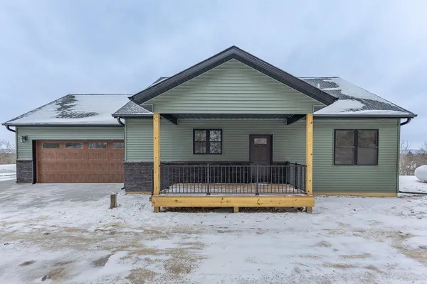 $429,000 | 7248 S Bluff, De Soto, WI 54624