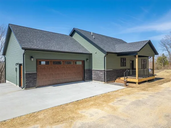$429,000 | 7248 S Bluff, De Soto, WI 54624