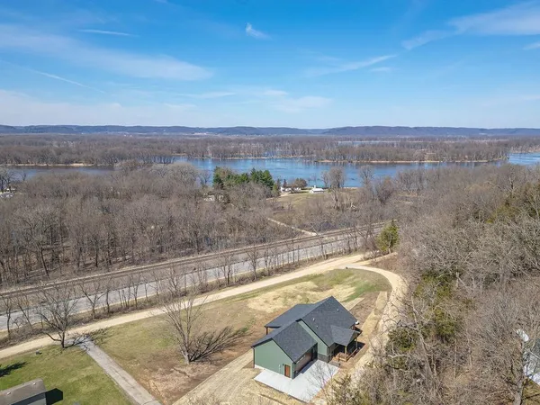 $429,000 | 7248 S Bluff, De Soto, WI 54624