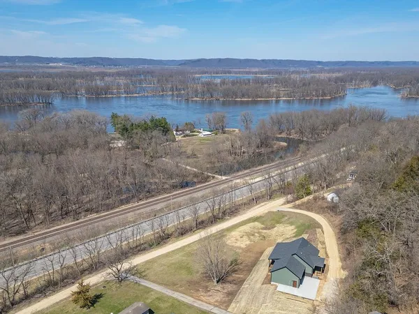 $429,000 | 7248 S Bluff, De Soto, WI 54624