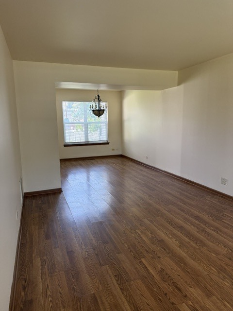 1260 Trinity Drive Carol Stream, IL 60188 - Photo 3 of 16