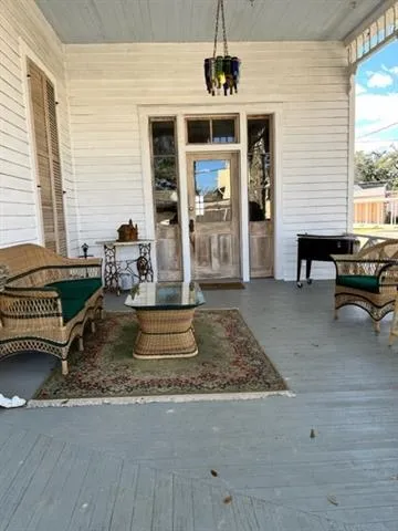 $2,300 | 303 East 20th Avenue, Covington, LA 70433