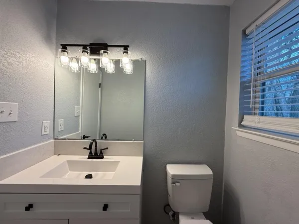 $1,995 | 6101 Melody Lane, Watauga, TX 76148