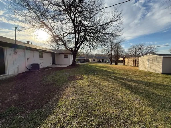 $1,995 | 6101 Melody Lane, Watauga, TX 76148