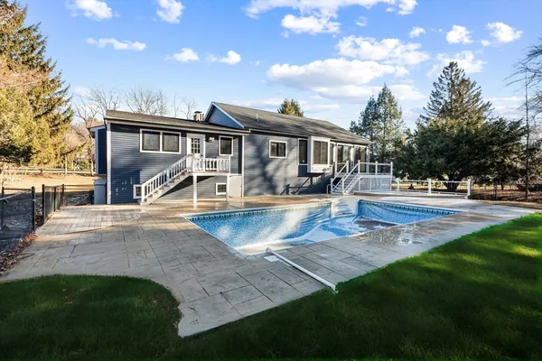 $1,225,000 | 85 Jewell Street, Mansfield, MA 02048