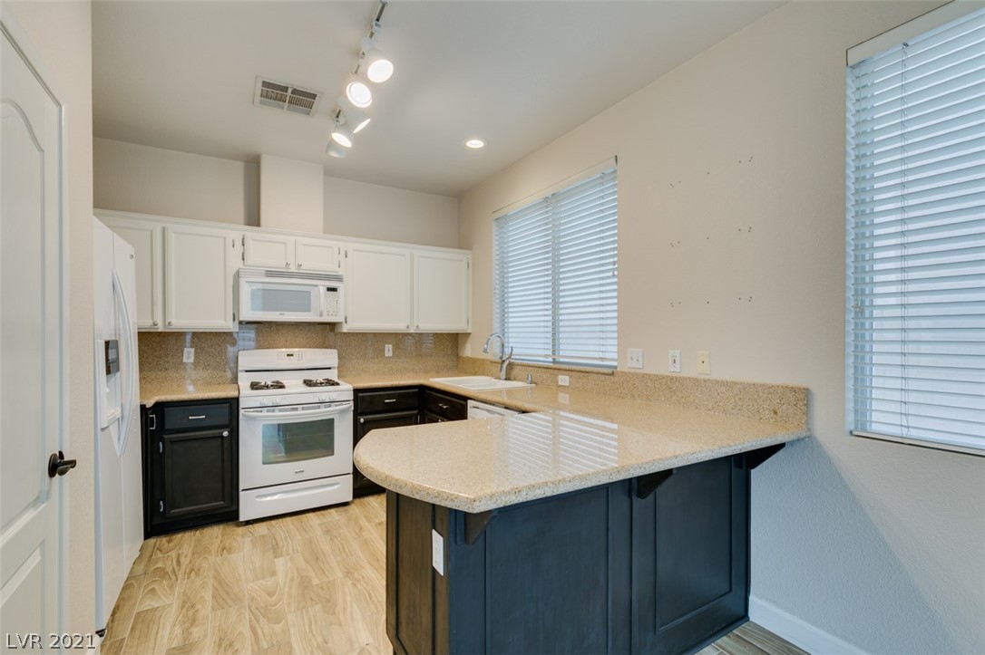 2183 Polynesia Circle Henderson, NV 89074 - Photo 29 of 50