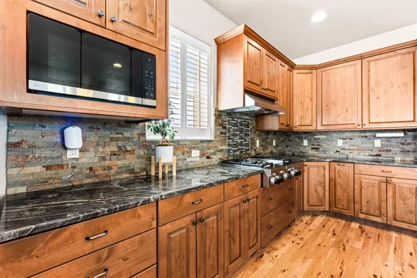 $1,175,000 | 8020 Upland Drive, Nampa, ID 83686