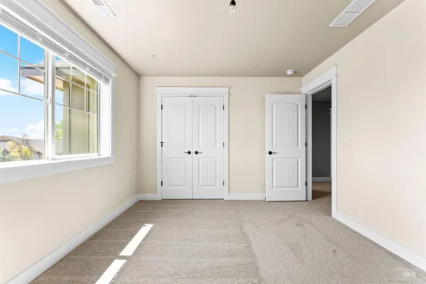 $1,175,000 | 8020 Upland Drive, Nampa, ID 83686